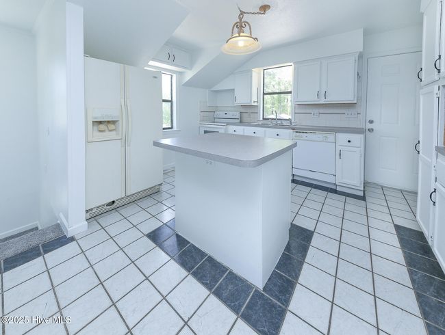 5707 Caratoke Hwy, House other with 3 bedrooms, 2 bathrooms and null parking in Poplar Branch NC | Image 31