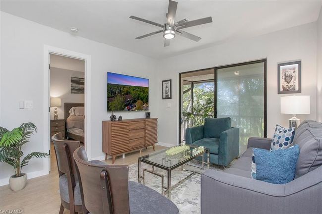 L201 - 5238 Treetops Dr, Condo with 2 bedrooms, 2 bathrooms and null parking in NAPLES FL | Image 9