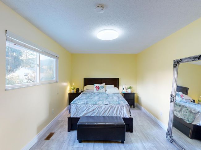1247 Bluff Drive, House other with 3 bedrooms, 2 bathrooms and 5 parking in Coquitlam BC | Image 19