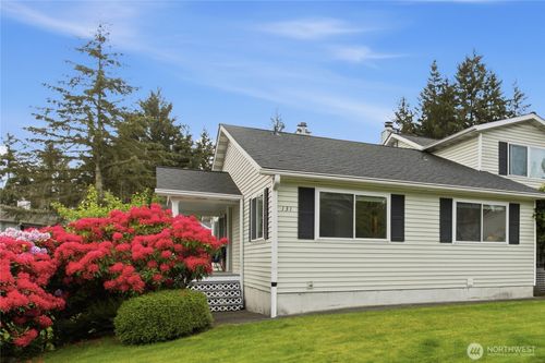 131 S 324th Place, Federal Way, WA, 98003 | Card Image