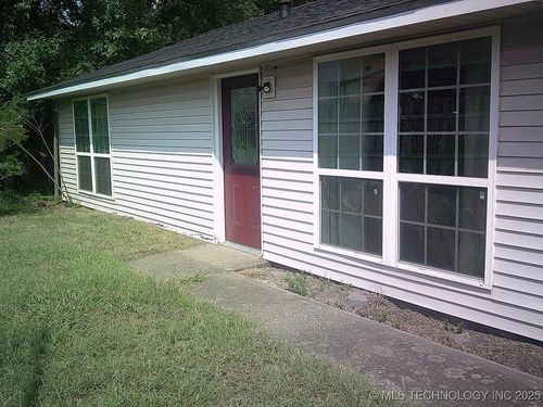 323 Layton St, Chelsea, OK, 74016-1122 | Card Image