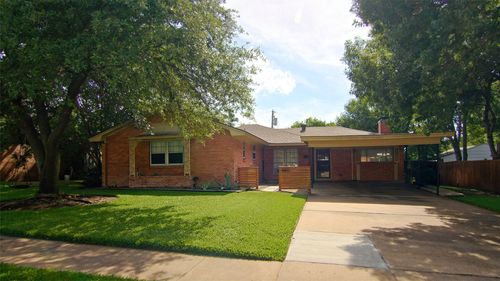 8811 Rolling Rock Ln, Dallas, TX, 75238-3747 | Card Image