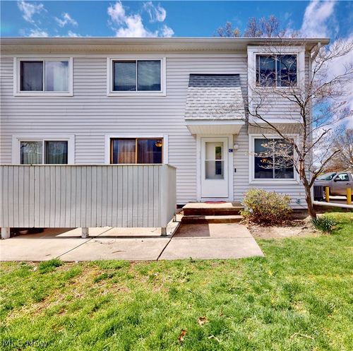 40-c-5465 Millwood Ln, Willoughby, OH, 44094-3287 | Card Image