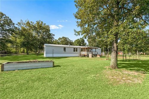23717 La Highway 42, Livingston, LA, 70754-5518 | Card Image
