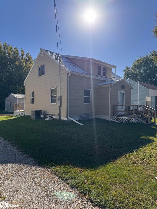 1806 Custer St, Iowa Falls, IA, 50126-1018 | Card Image