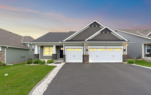 1430 Nutmeg Cir, Carver, MN, 55315-4421 | Card Image
