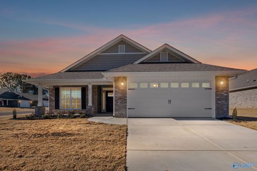 15354 Springbrook Trce, Athens, AL, 35611-4519 | Card Image