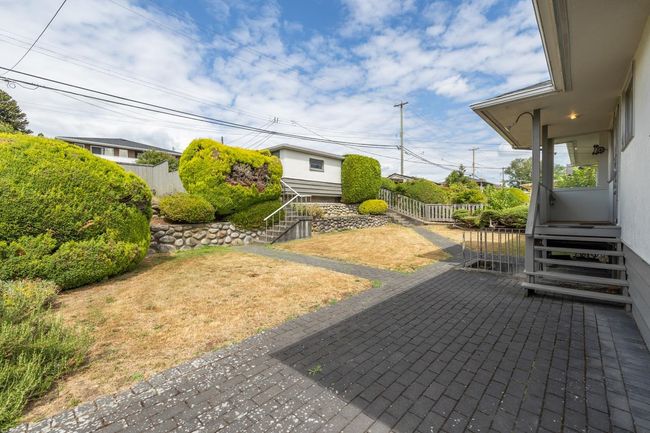 4821 Ridgelawn Drive, House other with 3 bedrooms, 2 bathrooms and 3 parking in Burnaby BC | Image 29