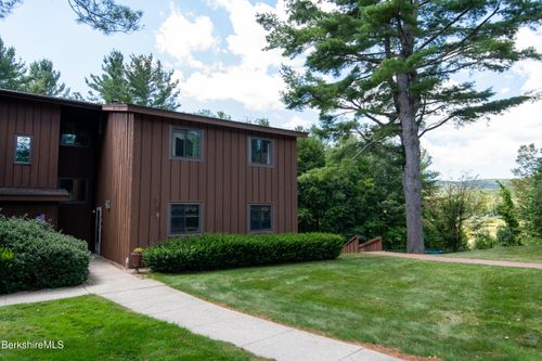 51-51 Churchill Crst, Pittsfield, MA, 01201-1221 | Card Image