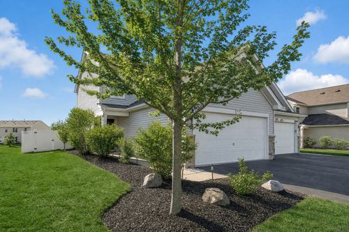 600 Vine St, HAMPSHIRE, IL, 60140-5620 | Card Image