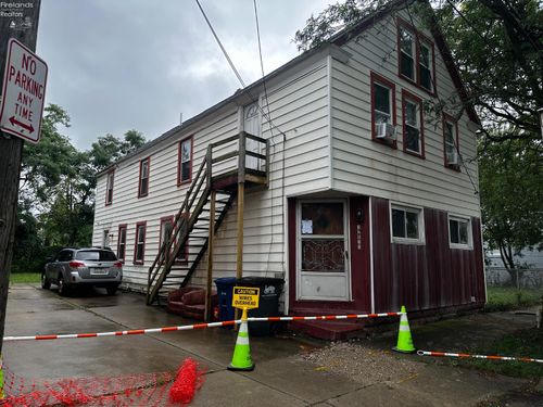 12511 Plover St, Lakewood, OH, 44107-5213 | Card Image