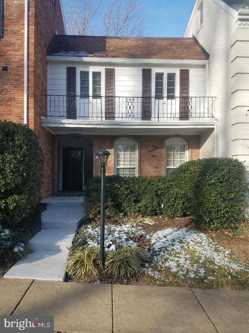 1152 Wimbledon Dr, MCLEAN, VA, 22101-2938 | Card Image