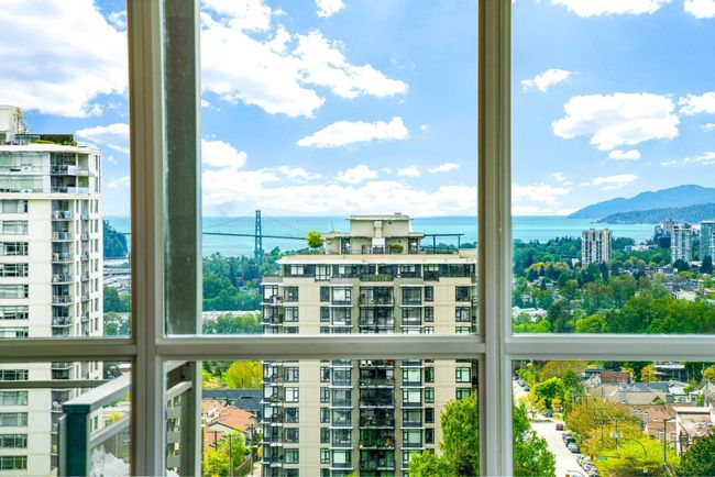 1207 - 125 E 14 Th Street, Condo with 2 bedrooms, 2 bathrooms and 1 parking in North Vancouver BC | Image 13