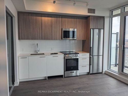 {{alt}} | Card Image