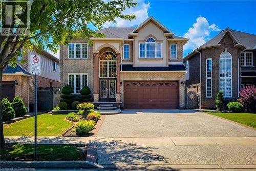 26 Colin Cres, Hamilton, ON, L9A0A1 | Card Image