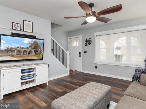 9 Lexington Rd, HARMANS, MD, 21077-1475 | Card Image