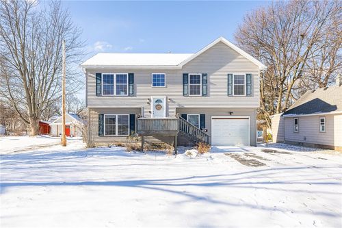 89 Ardella St, Gates, NY, 14606-5301 | Card Image