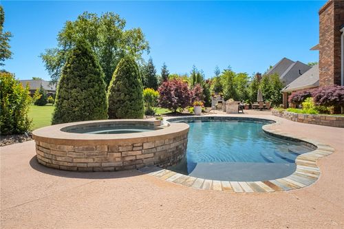 3 S Sherwood Dr, Rogers, AR, 72758-9515 | Card Image