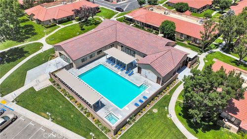 19121 Palo Verde Dr, Apple Valley, CA, 92308-8900 | Card Image