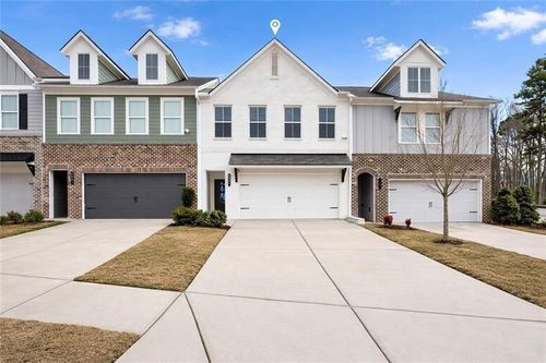 2995 Edgemont Ln Sw, Marietta, GA, 30008-0002 | Card Image