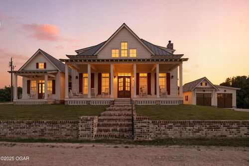 3003 S Schifferdecker Ave, Joplin, MO, 64804-1360 | Card Image