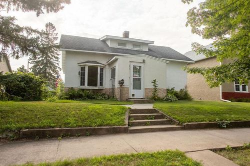 205 2nd Ave Ne, Brainerd, MN, 56401-3139 | Card Image