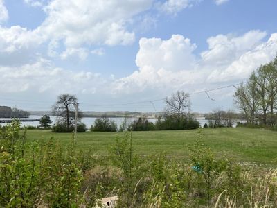 Welcome Home to Lake Paradise | Image 1