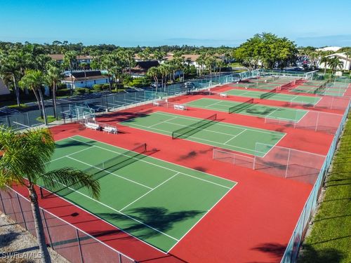 5607-4085 Northlight Dr, NAPLES, FL, 34112-5071 | Card Image