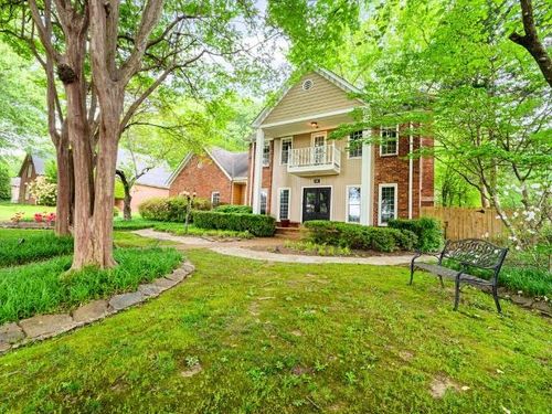 542 Country Springs Dr, Collierville, TN, 38017-1800 | Card Image