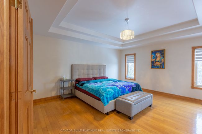 150 Seymour Cres, House other with 7 bedrooms, 4 bathrooms and 4 parking in Windsor ON | Image 26