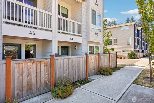 a3-5118 164th St Sw, Edmonds, WA, 98026-4833 | Card Image