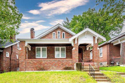 8644 Church Road, St Louis, MO, 63147 | Card Image