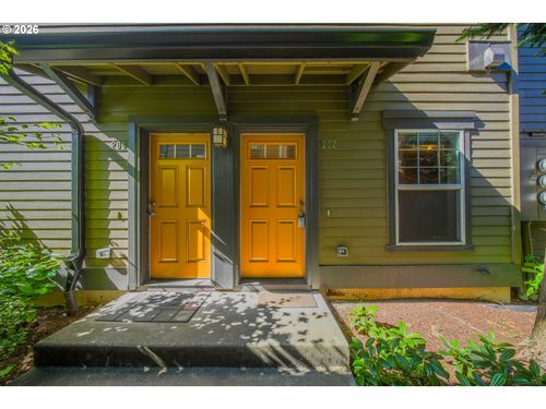 202-1010 Sw 170th Ave, Beaverton, OR, 97003-8080 | Card Image
