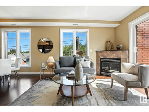 303-7907 109 St Nw, Edmonton, AB, T6G1C7 | Card Image