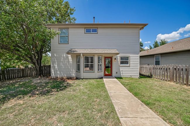 Large, fenced backyard has nice shade tree and lots of space! | Image 28