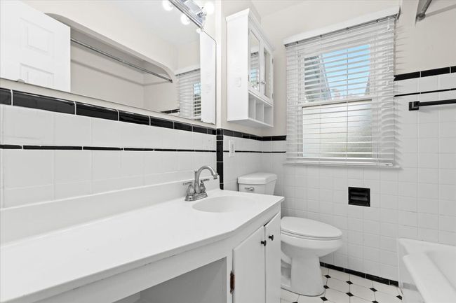 1428 Larkmoor Blvd, House other with 3 bedrooms, 3 bathrooms and null parking in Berkley MI | Image 18
