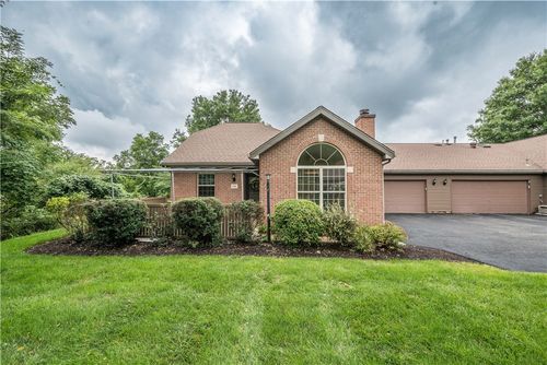 1250 Murry Chase Ln, Murrysville, PA, 15668-8564 | Card Image