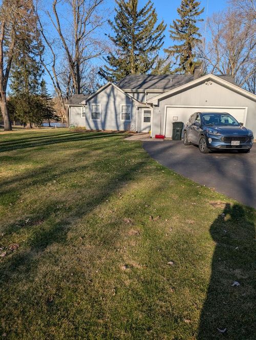 52 Deerpath Rd, Deer Park, IL, 60010-3744 | Card Image