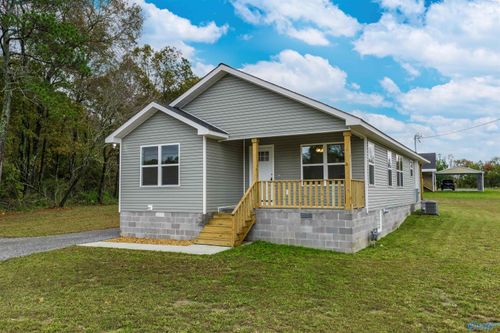 92 Mccurdy Dr, Henagar, AL, 35978-5513 | Card Image