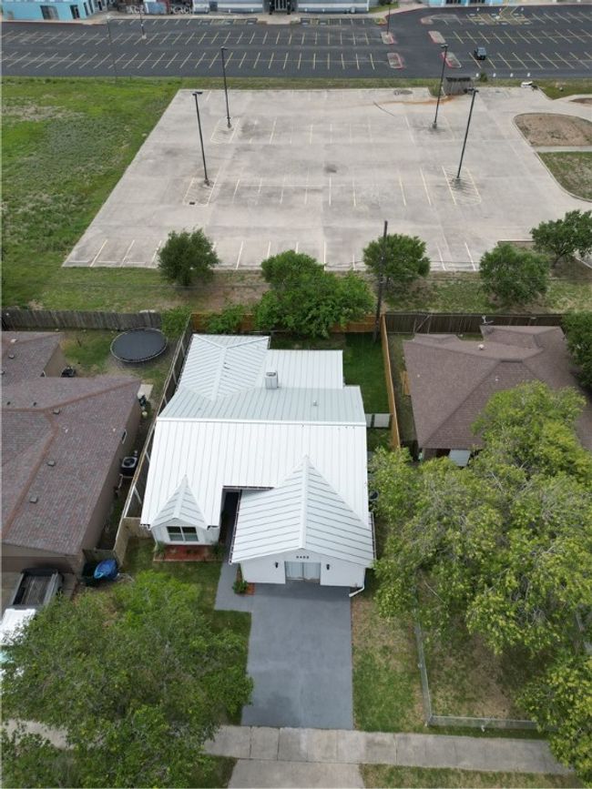 2433 Allencrest Dr, House other with 3 bedrooms, 2 bathrooms and null parking in Corpus Christi TX | Image 24