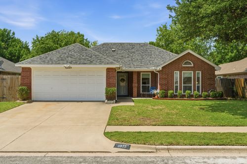 6825 Wooddale Dr, Watauga, TX, 76148-4211 | Card Image