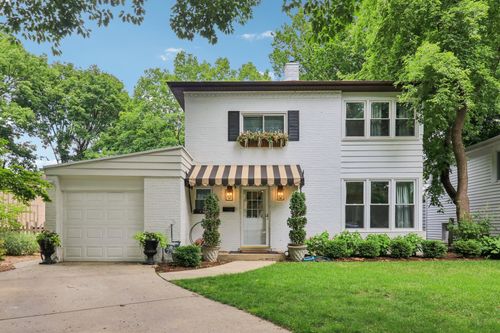 9513 Lincolnwood Dr, Evanston, IL, 60203-1125 | Card Image