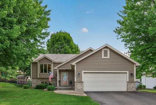 13628 Bryant Pl S, Burnsville, MN, 55337-7117 | Card Image