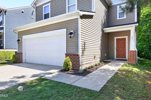 209 Chownings Dr, Sanford, NC, 27330-7436 | Card Image