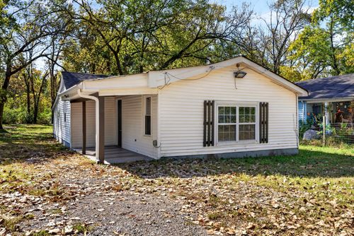 4015 Fairview Dr, Nashville, TN, 37218-1923 | Card Image