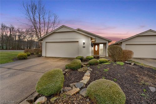 22137 Meadownorth Ct, Strongsville, OH, 44149-2241 | Card Image