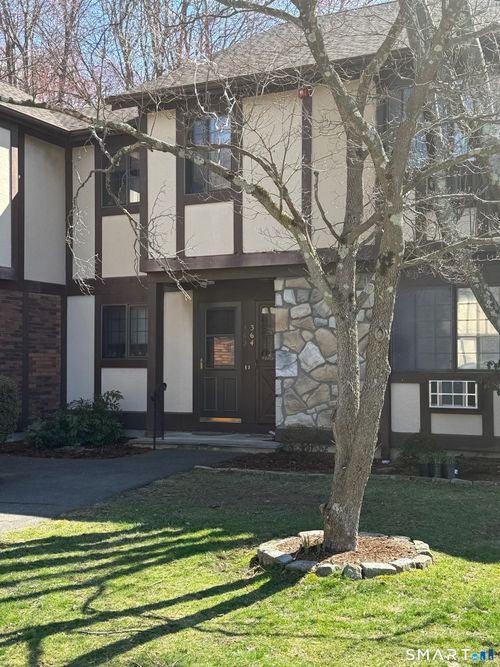 364-364 Foxwood Ln, Milford, CT, 06461-2734 | Card Image