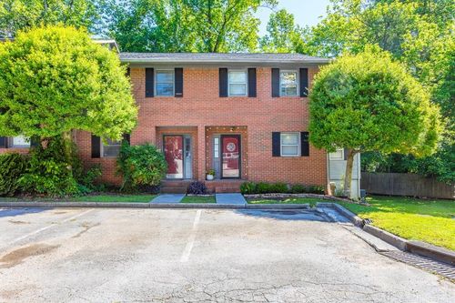 1900 Meadowbrook Cir Nw, Dalton, GA, 30720-6941 | Card Image