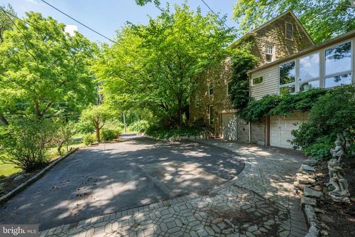 495 Byberry Rd, HUNTINGDON VALLEY, PA, 19006-4059 | Card Image