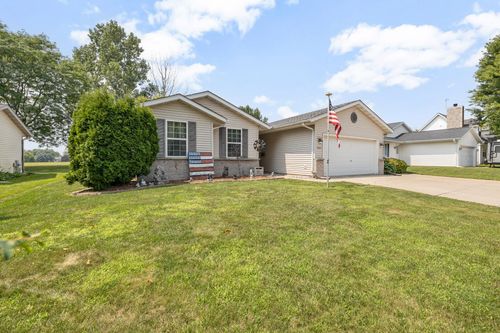 1559 Woodruff Way, Hartford, WI, 53027-2744 | Card Image